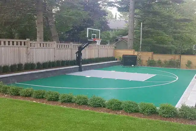 Backyard basketball Court, Mississauga