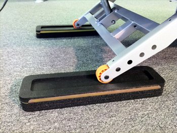 Treadmill isolation mounts